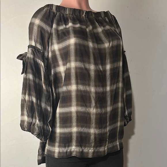 Max studio off shoulder Plaid Green Top Bell sleeve peasant top Size XL New - Picture 1 of 14